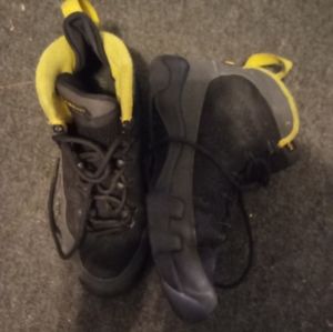 Jordans size 5y USED